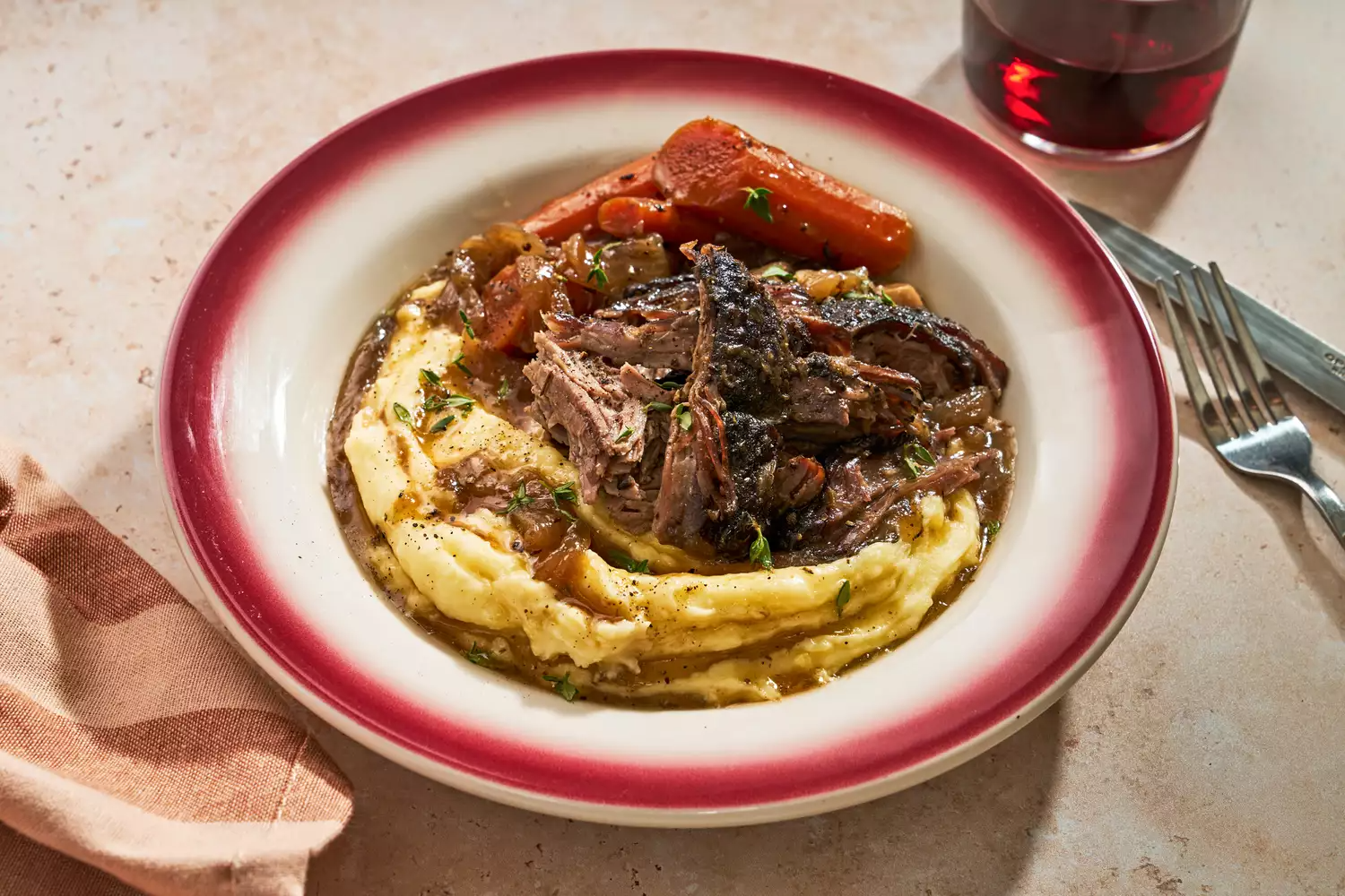Il Miglior Arrosto di Manzo in Pentola: La Ricetta Tradizionale Perfetta