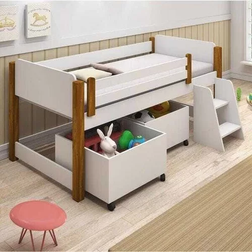 3 - Cama com baús