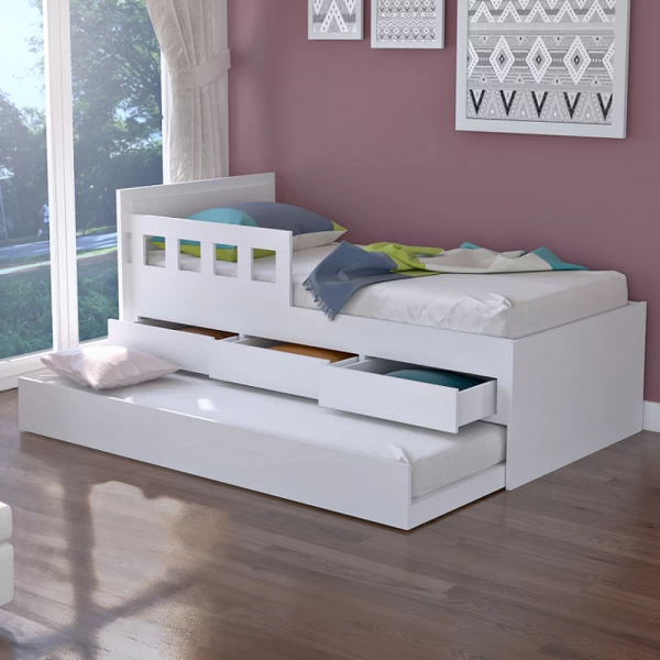 7 - Cama com grade removível