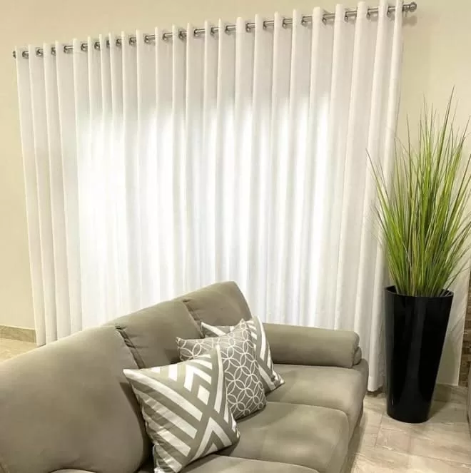 3 - Cortina Voil de Linho Branco Luxo com Ilhós Cromado - D&D Cortinas
