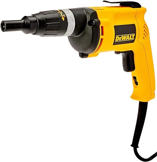 8 - Parafusadeira 1/4 Pol. 540W 5.300 RPM 110V - Velocidade Variável e Reversível - Dewalt